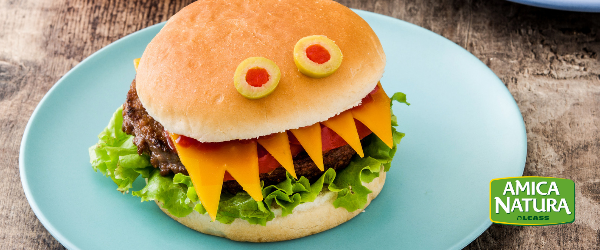 Ricette salate Halloween, l’hamburger da brivido