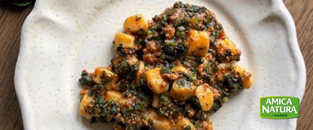 Gnocchi recipe with potatoes, black cabbage ragou