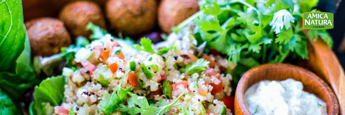 Insalata di quinoa con polpette di soia Amica Natura